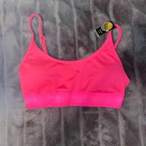 Pink sports, sports bra